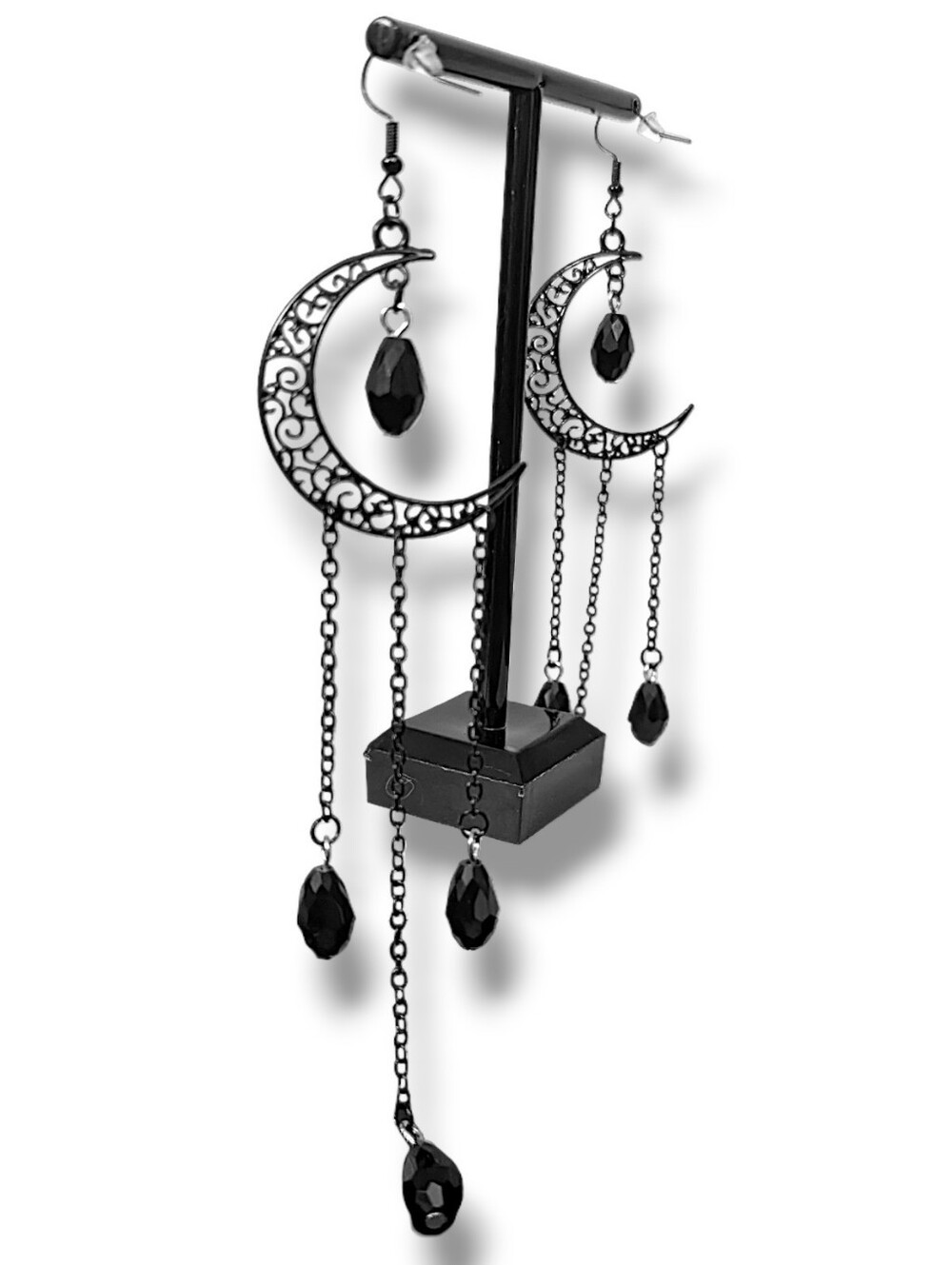 READ DESCRIPTION! NWT Handmade Black Crescent Moon Dangly Black Gems Earrings
